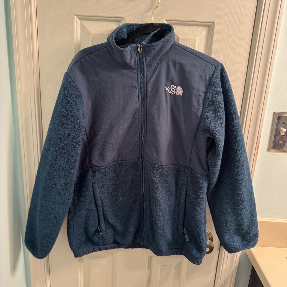 The North Face Navy Fleece Jacket – Girl's Size XL